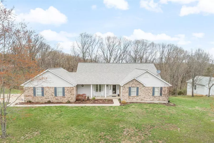 3687 Wedde RD, Barnhart, MO 63012