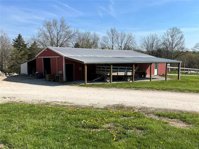 3322 Deer Run Lane, Moscow Mills, MO 63362