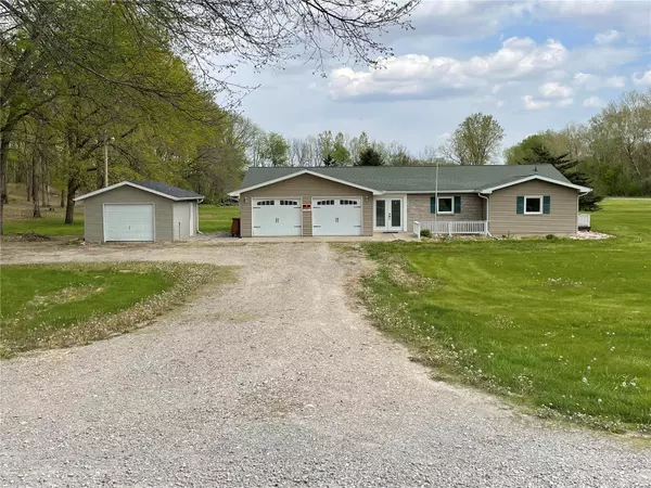 13274 Woodland Groves Place, Hannibal, MO 63401