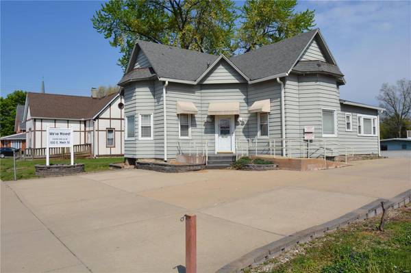 419 W Main ST, Staunton, IL 62088