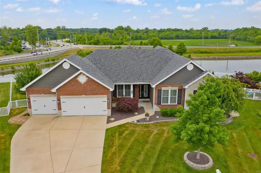 2028 Blossom Bay CT, St Peters, MO 63376