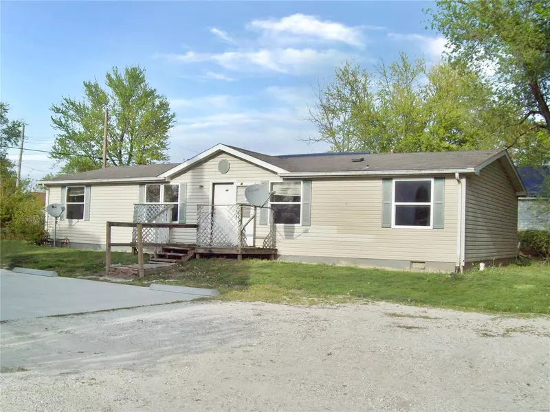 360 W 2nd ST, Baylis, IL 62314