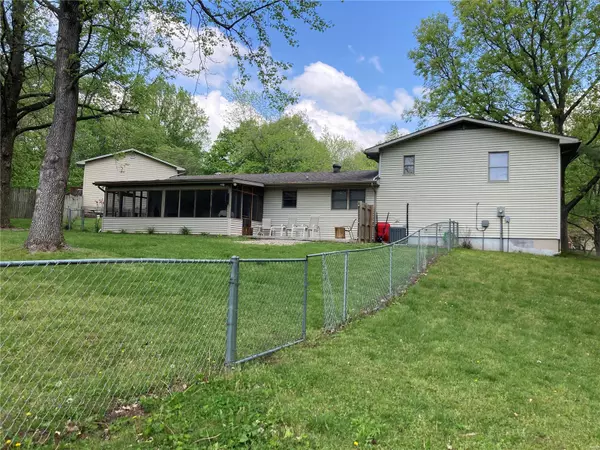 Jackson, MO 63755,814 Glen CT