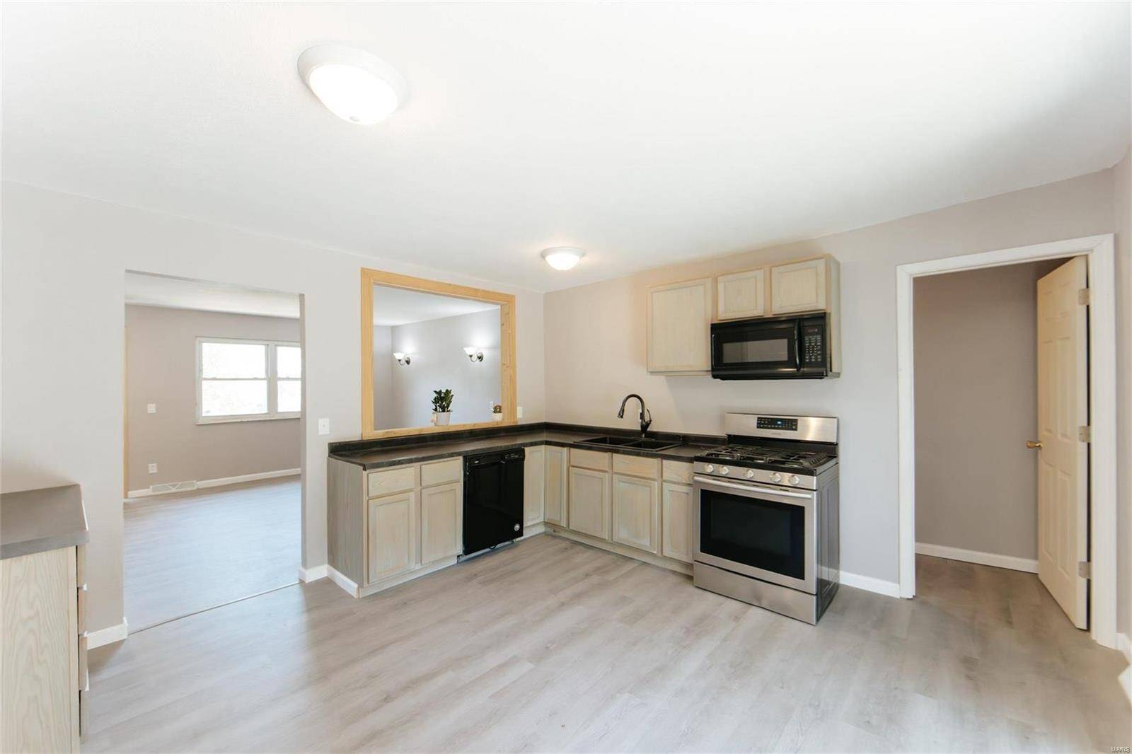 Rolla, MO 65401,12570 South Wind Circle