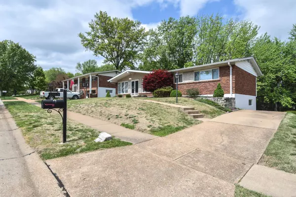 St Louis, MO 63128,4615 Bridlewood Terr