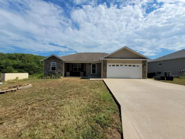 133 Brush Creek Pkwy, St Robert, MO 65584