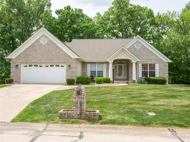 1567 Prospect Lakes Drive, Wentzville, MO 63385