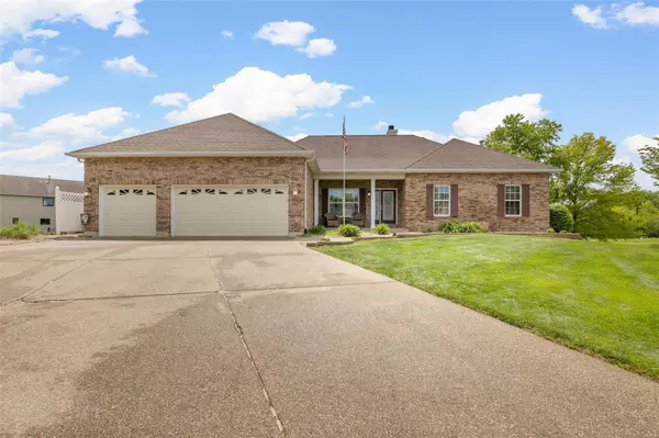 8 Coalter CT, O'fallon, MO 63368