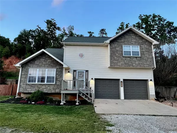 21625 N Horizonway, St Robert, MO 65584