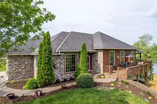 Columbia, MO 65202,3105 Woods Crossing DR