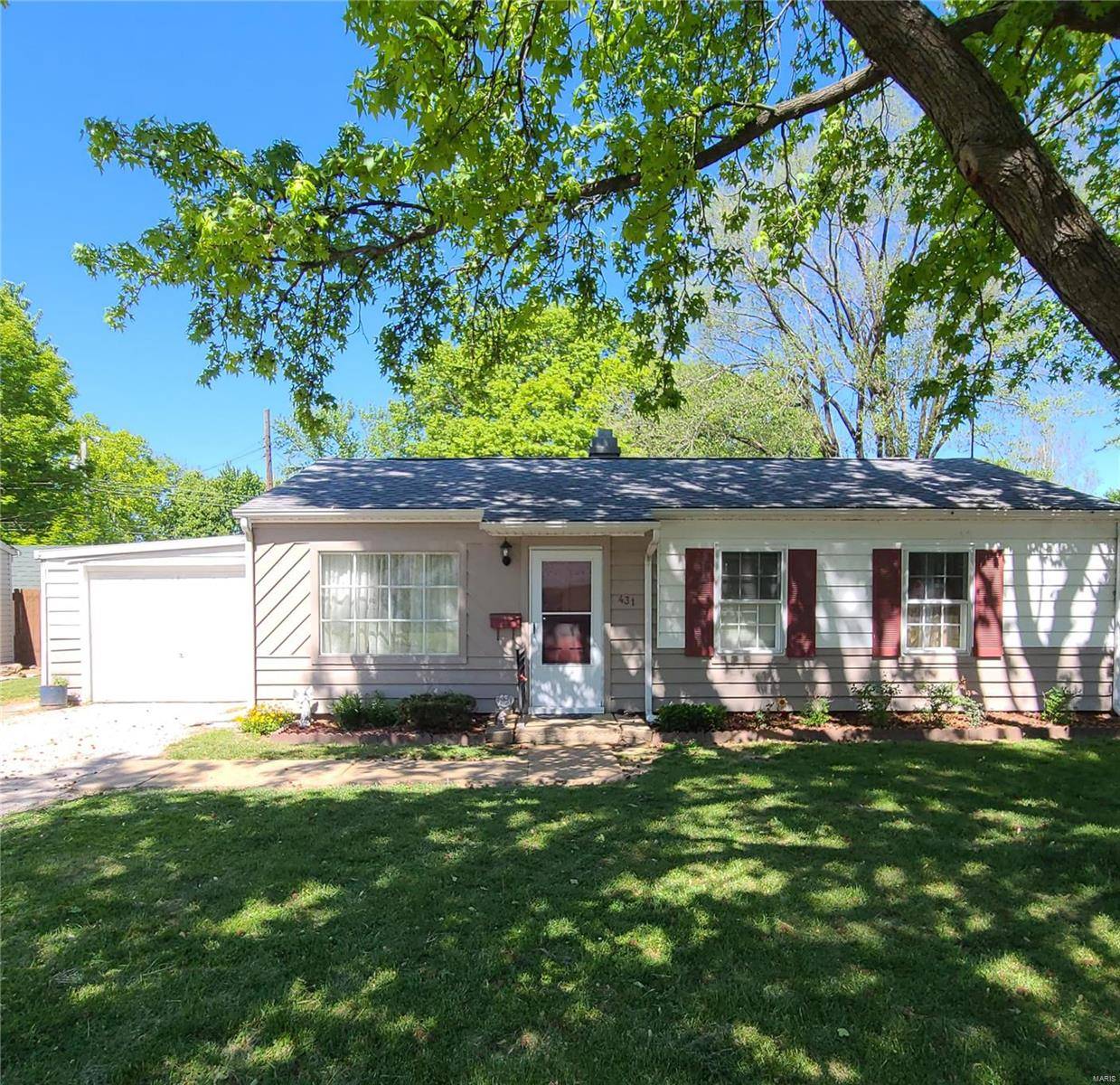 431 S 6th Street, Caseyville, IL 62232