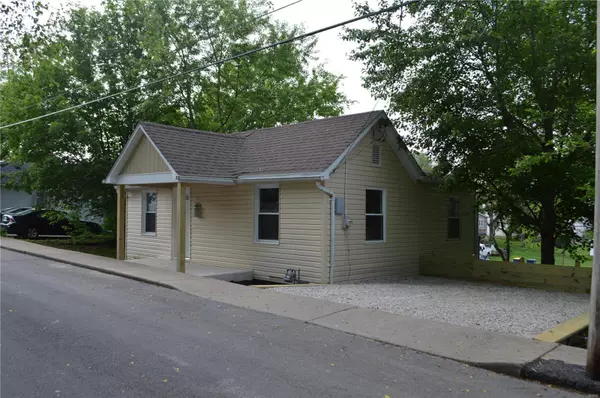 Festus, MO 63028,110 Gray ST