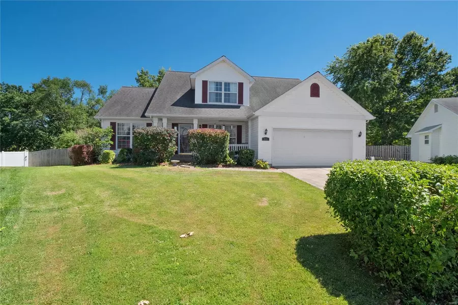 511 Spring Meadow Xing, Wentzville, MO 63385