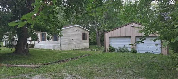 Bismarck, MO 63624,104 Dennis DR