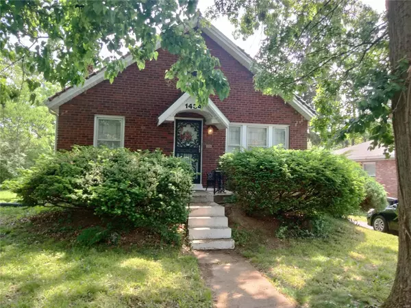 1434 Waldron Ave., University City, MO 63130