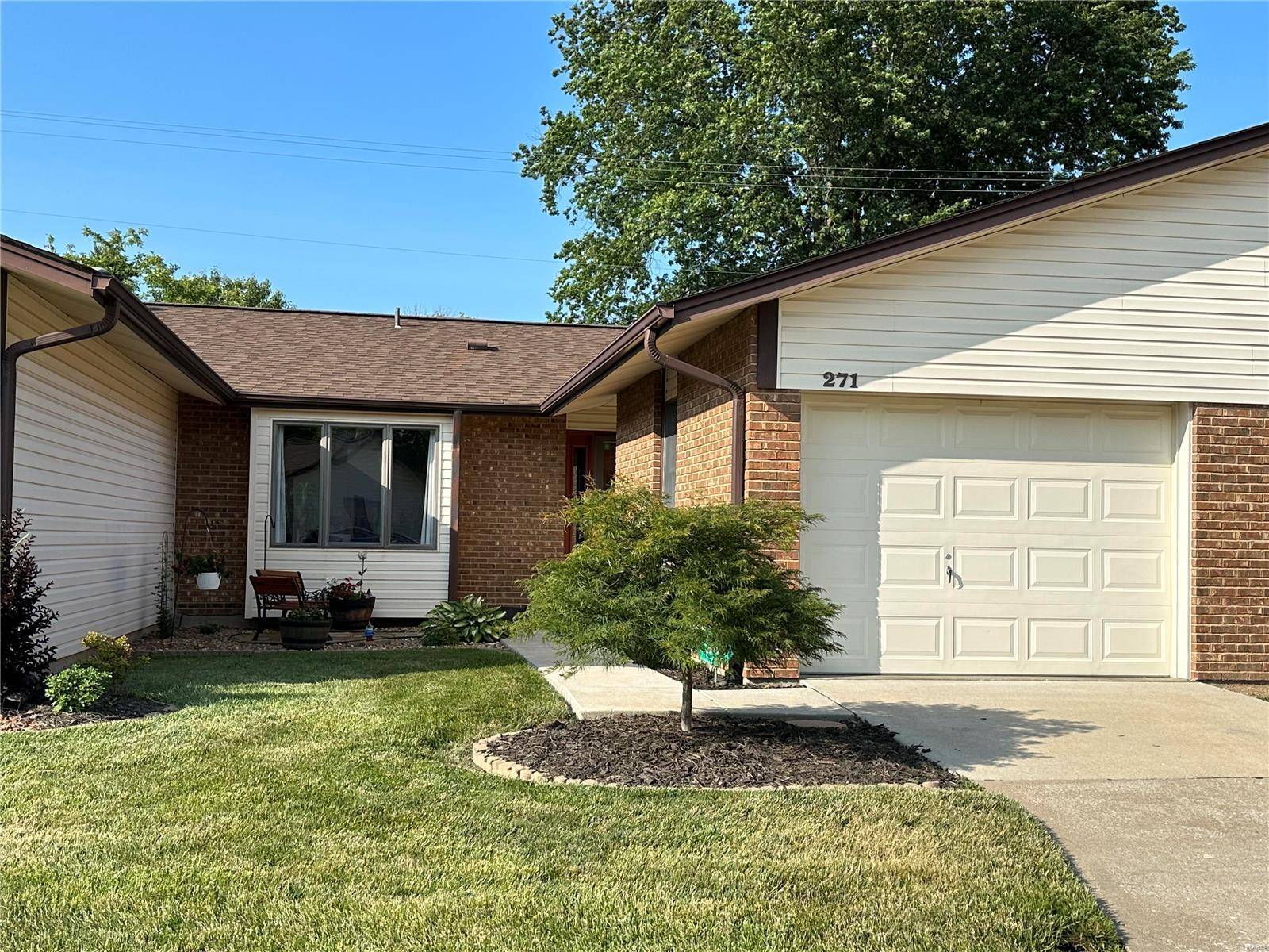 271 Timberbrook, St Peters, MO 63376