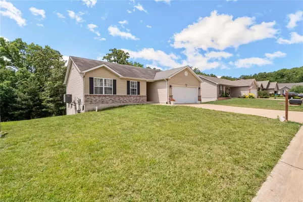 Hillsboro, MO 63050,1716 Saint Charles DR