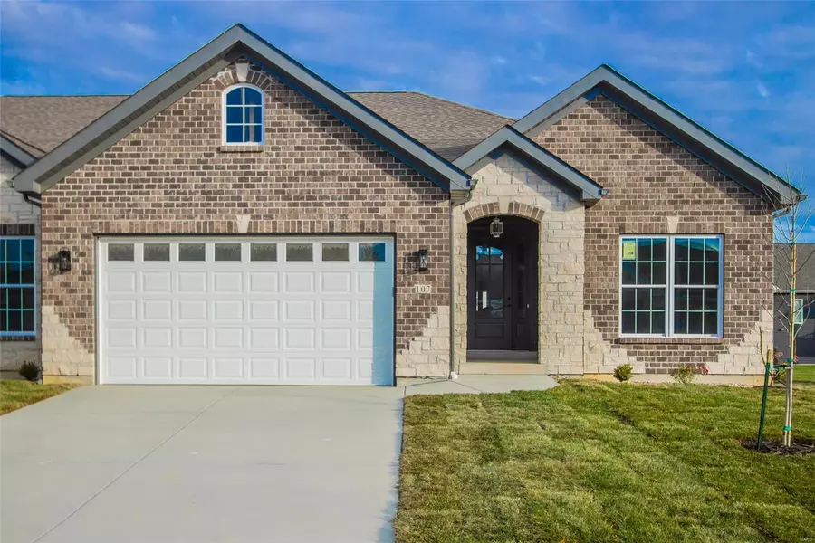 25 Savannah Terrace DR, Wentzville, MO 63385