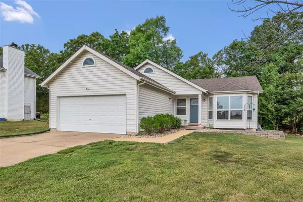 1025 Providence Pointe DR, Wentzville, MO 63385