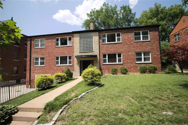 7511 Byron Place #2E, Clayton, MO 63105