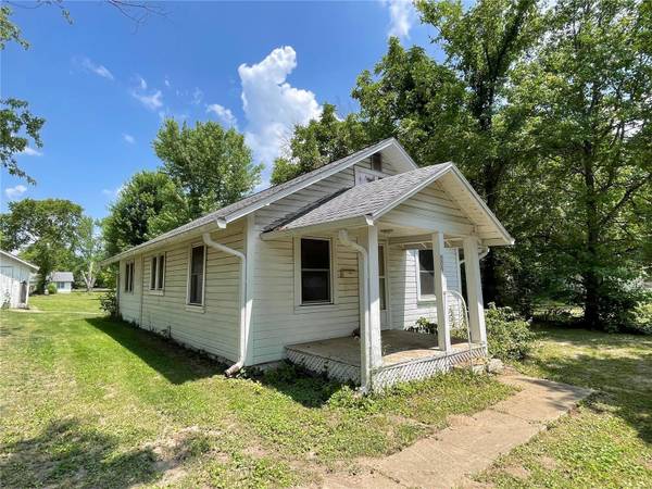 809 W Washington ST,  St James,  MO 65559