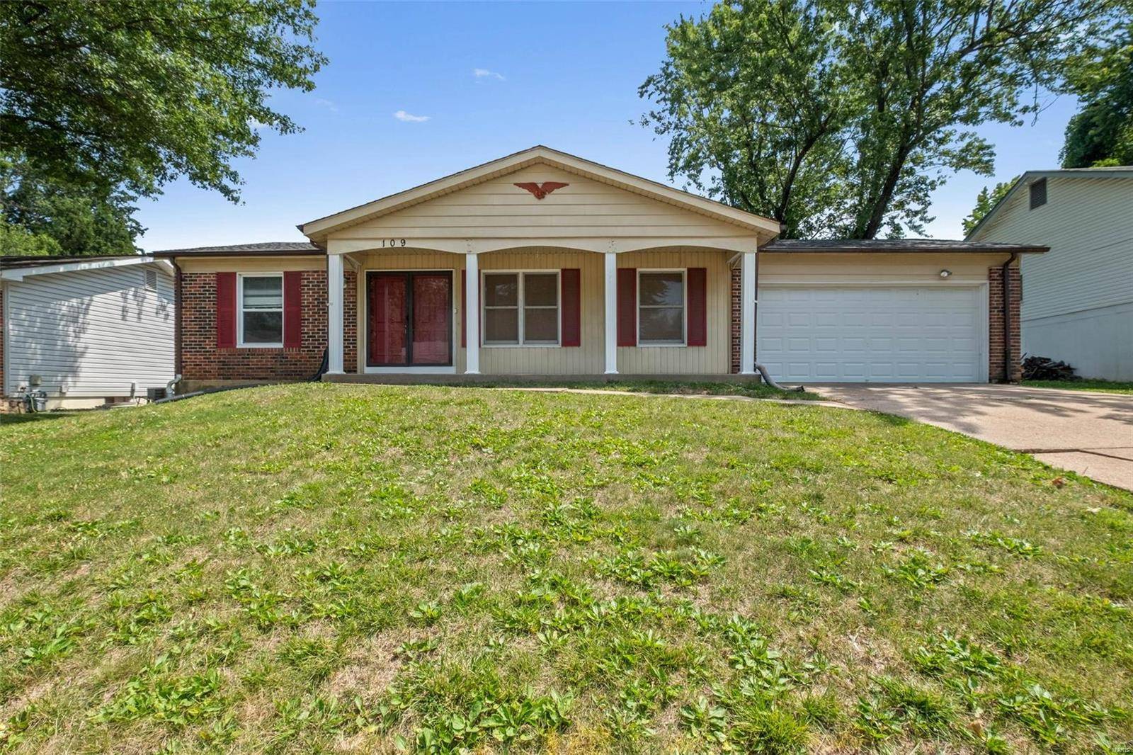 109 Burning Leaf DR, St Peters, MO 63376