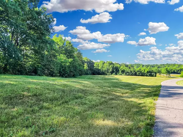 Hawk Point, MO 63349,10 Parc Forest Trail (Lot 1)