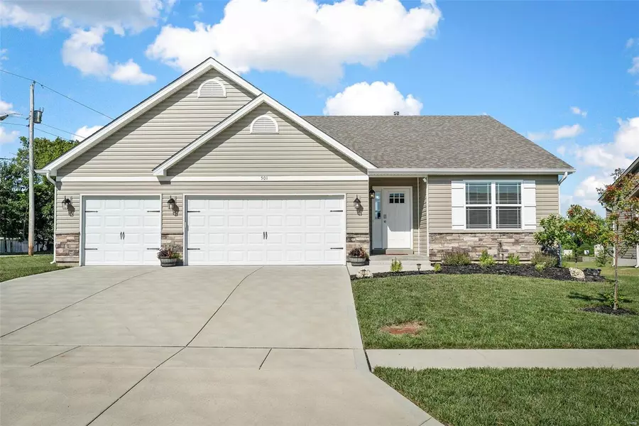 501 Summerbrook Estates CT, Wentzville, MO 63385