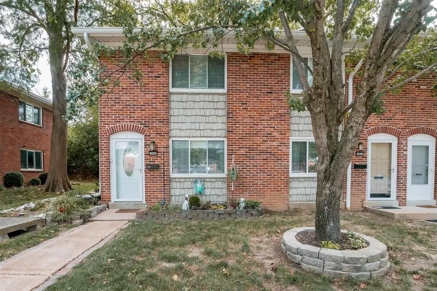 10830 Carroll Wood WAY, St Louis, MO 63128