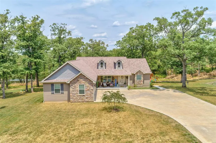 4653 Groom RD, Farmington, MO 63640