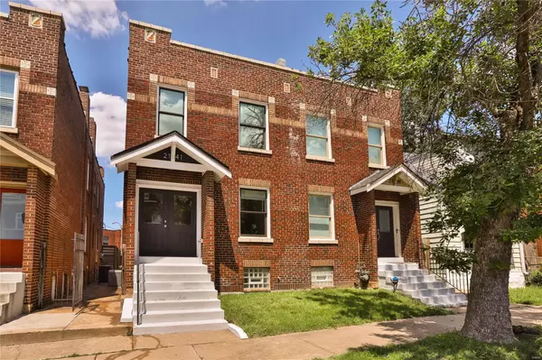 2141 Victor ST, St Louis, MO 63104