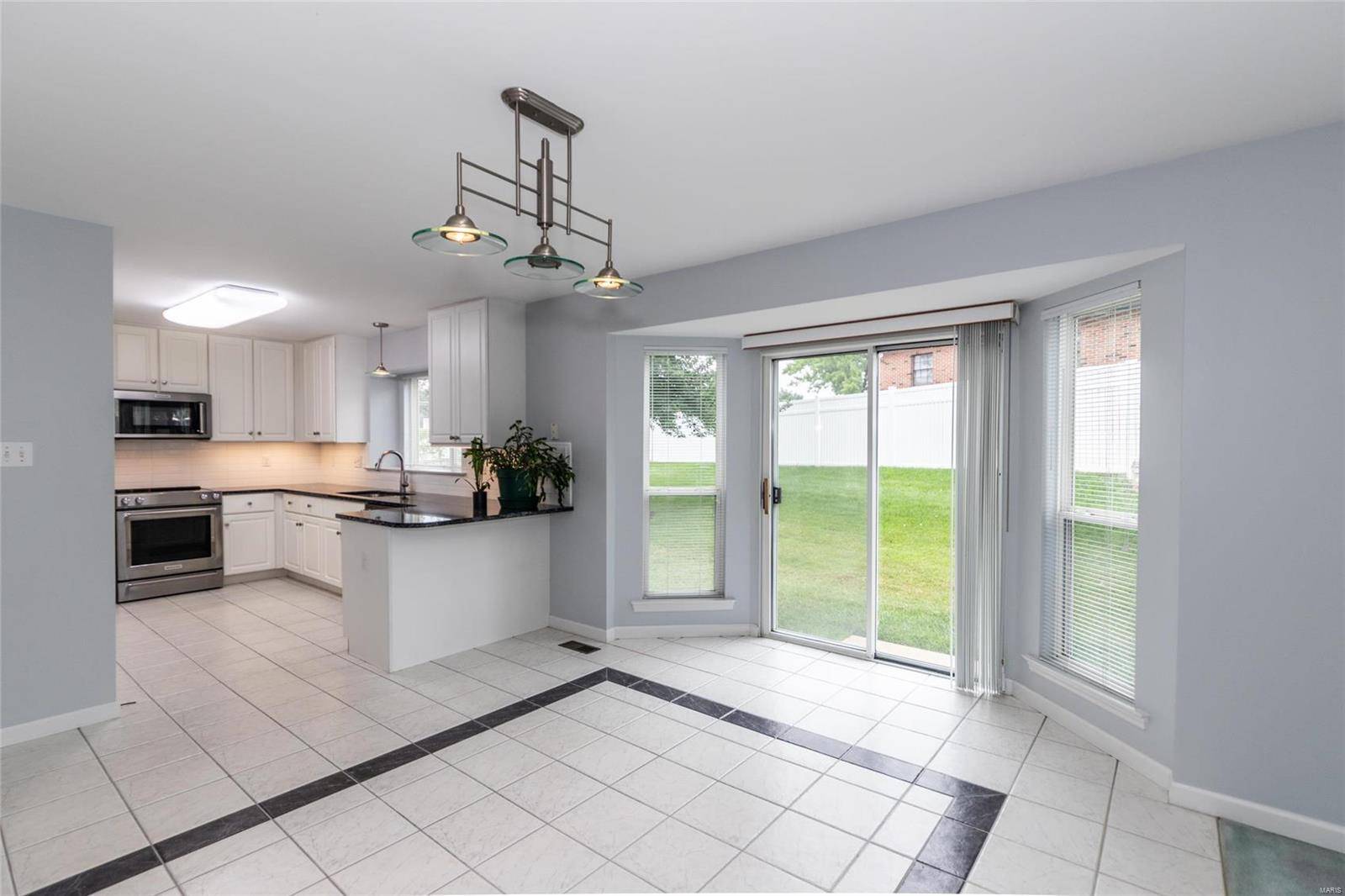 St Louis, MO 63119,1150 Oak Knoll Manor CT