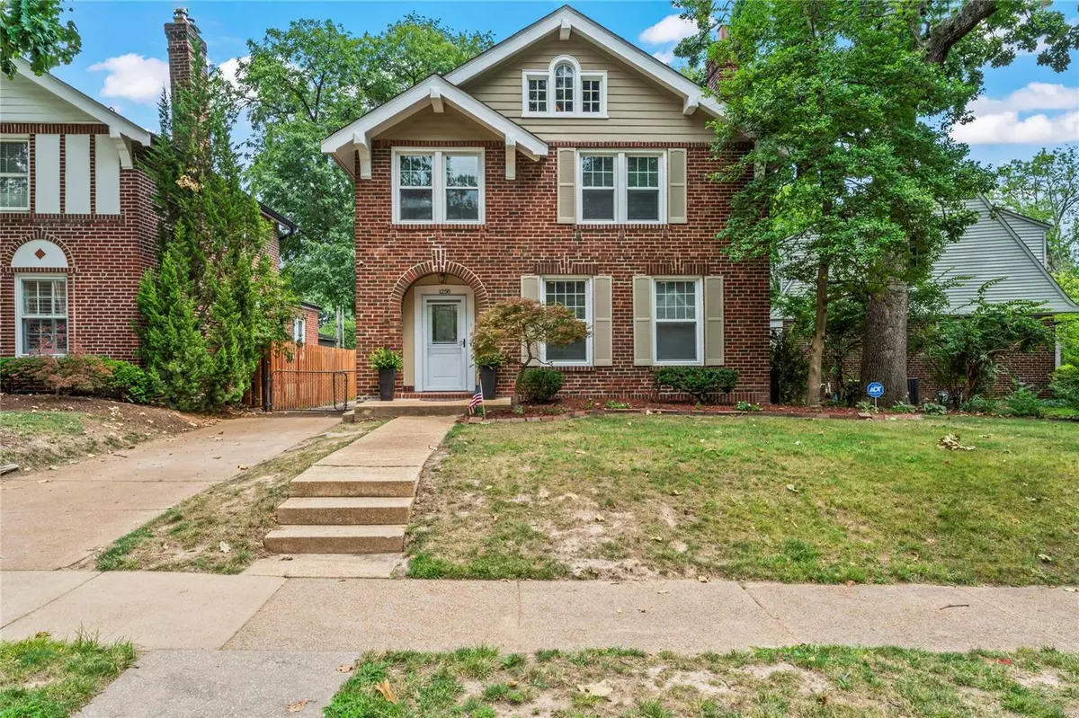 St Louis, MO 63117,1256 Boland PL