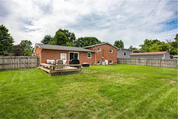 Litchfield, IL 62056,18 Birchwood RD