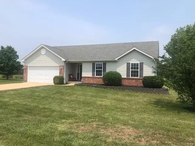 311 Hayfield DR, Robertsville, MO 63072