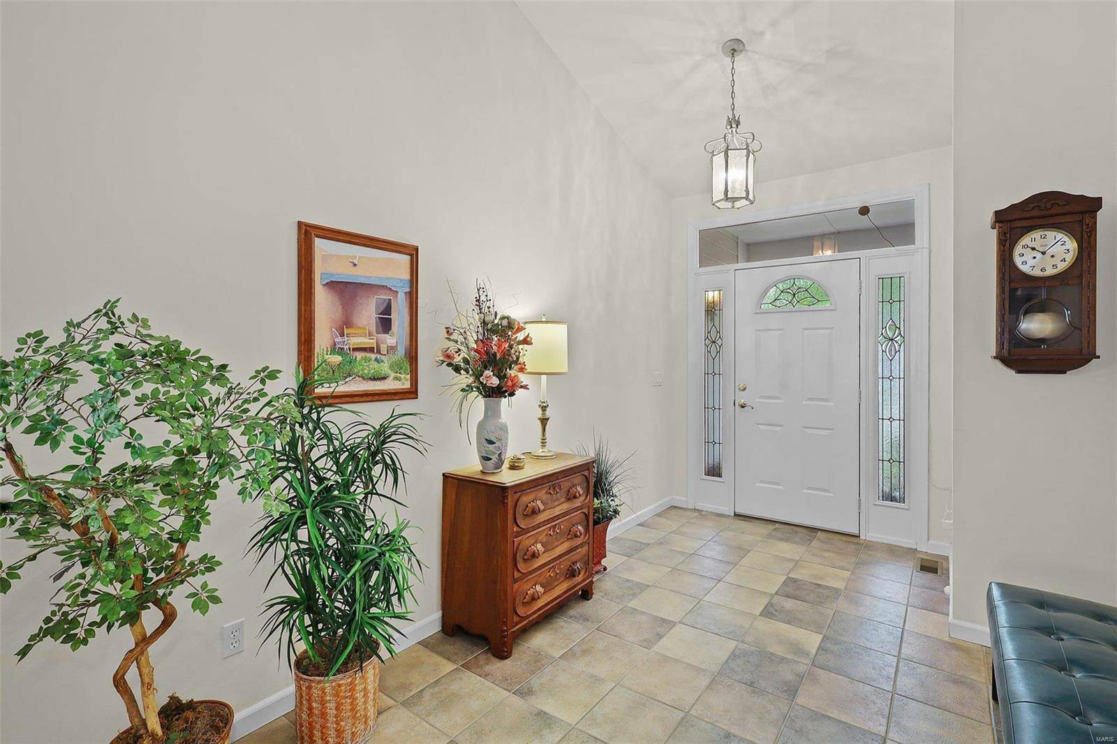 Homes for sale 16629 Equestrian LN, Chesterfield, MO 63005 MLS...