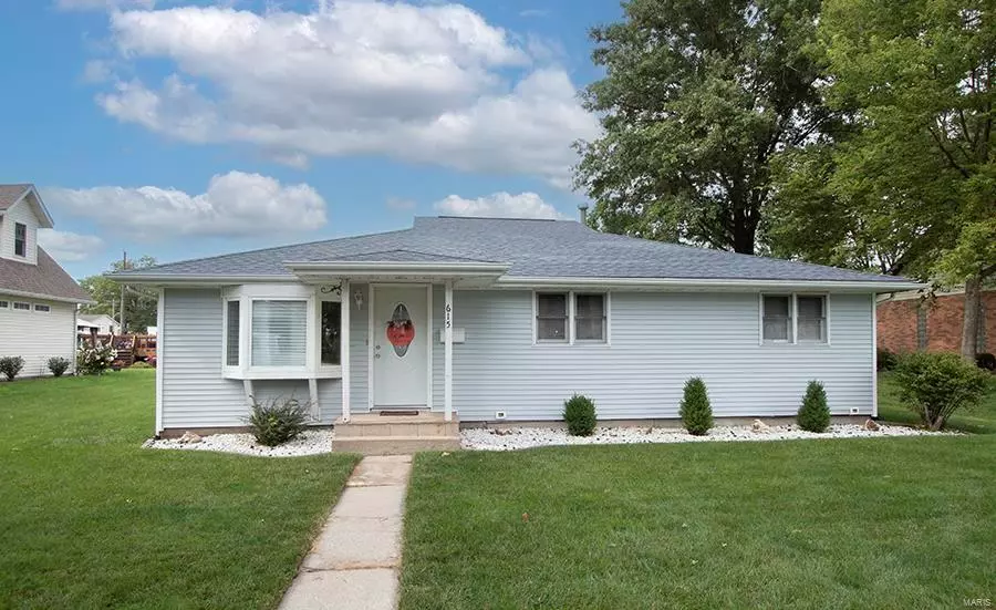 Breese, IL 62230,615 S 6 ST