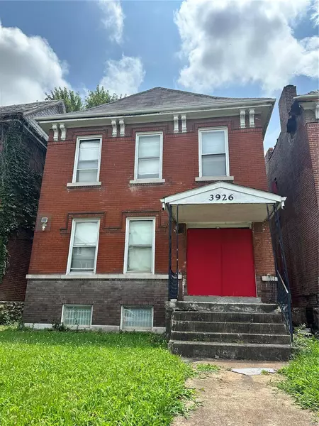 3926 Greer AVE, St Louis, MO 63107