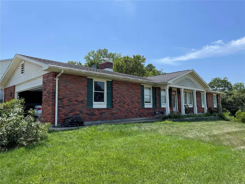 302 E 8th ST, Hermann, MO 65041