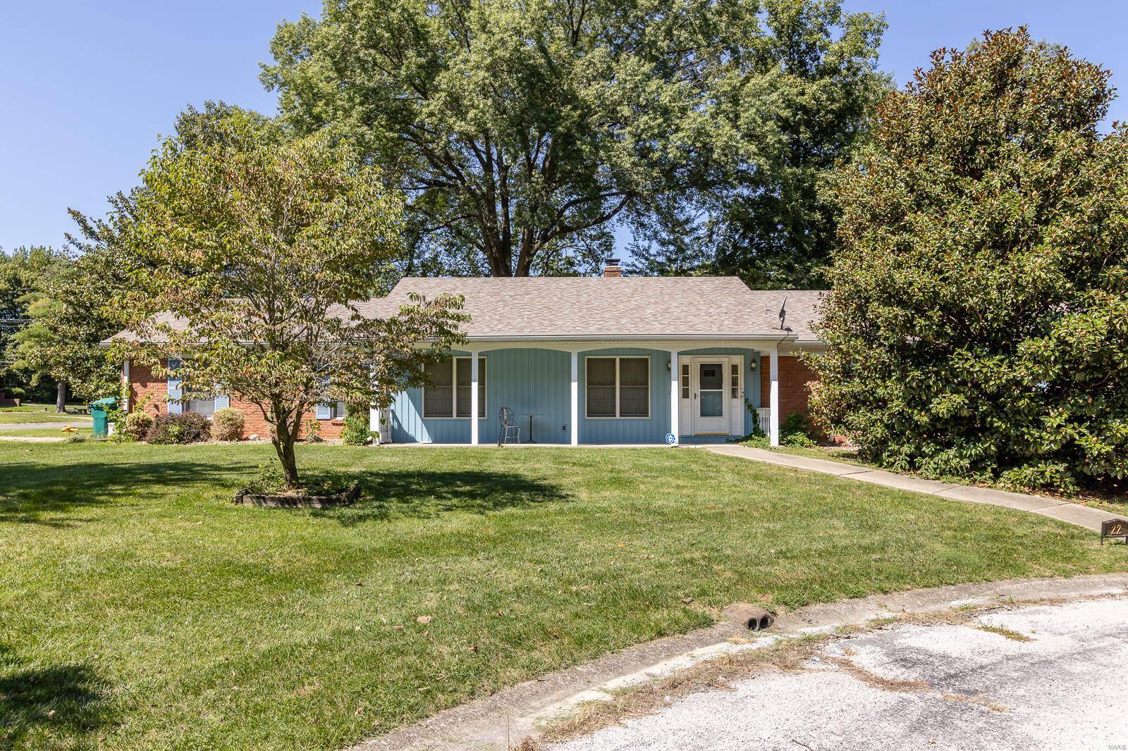 Lebanon, IL 62254,22 Saint Joseph DR