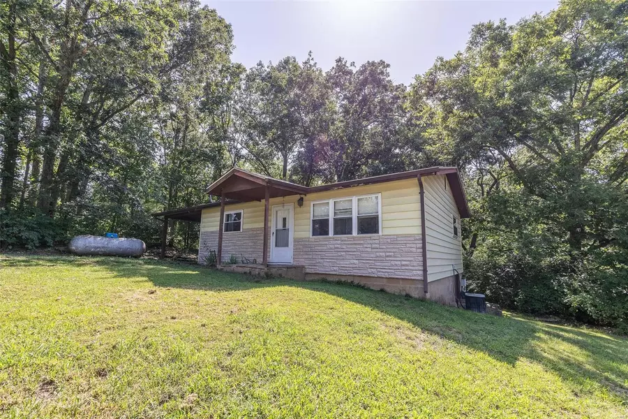 205 Penelope Pl, De Soto, MO 63020