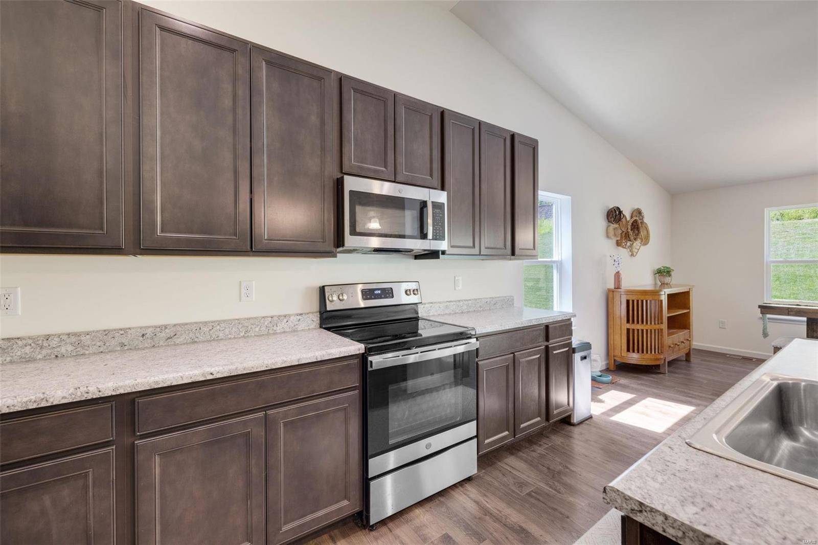 Eureka, MO 63025,1627 Ridgefield Bluff CT