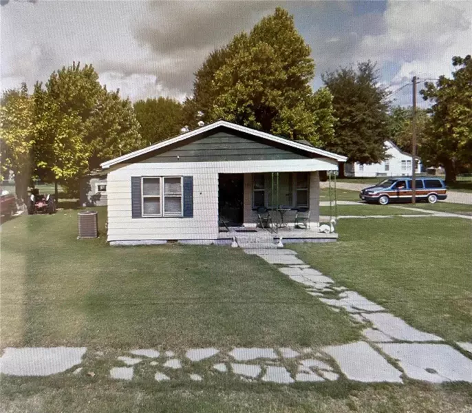 206 E Seventh ST, Kennett, MO 63857