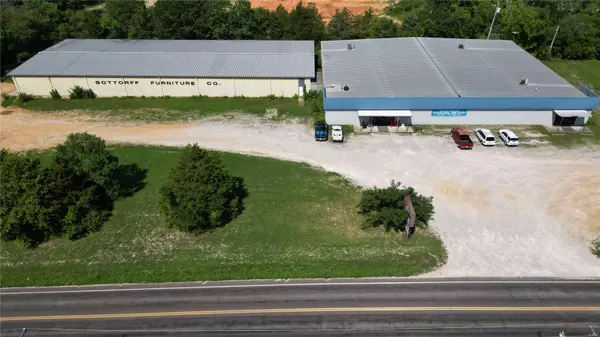 1701 & 1601 S Main, Salem, MO 65560