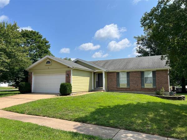 1200 Buckpasser CT,  Florissant,  MO 63034