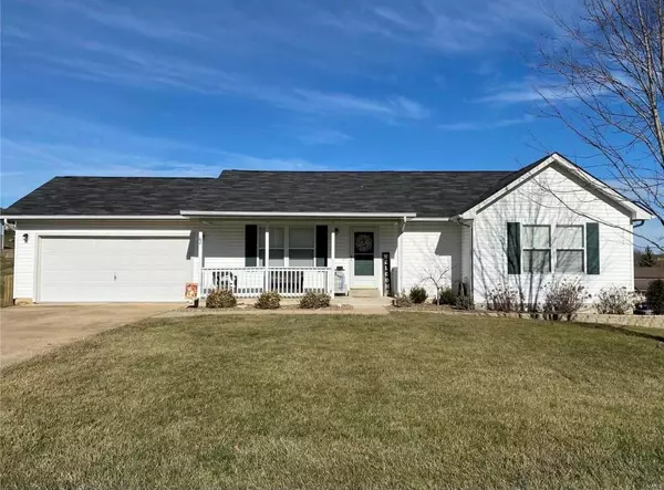 62 Hickory CIR, Union, MO 63084