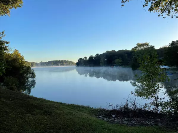 Fenton, MO 63026,11 Ferndale DR