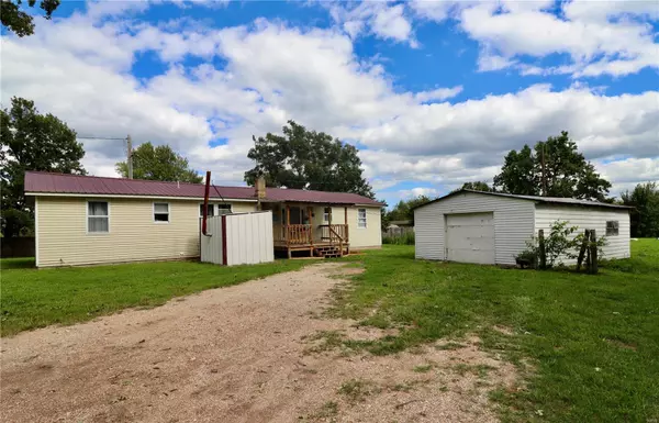 Eldridge, MO 65463,17308 Kansas RD