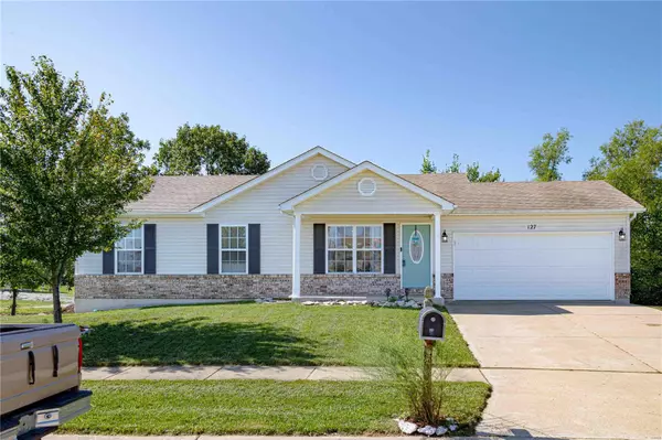 127 Hickory Trails DR, Wright City, MO 63390