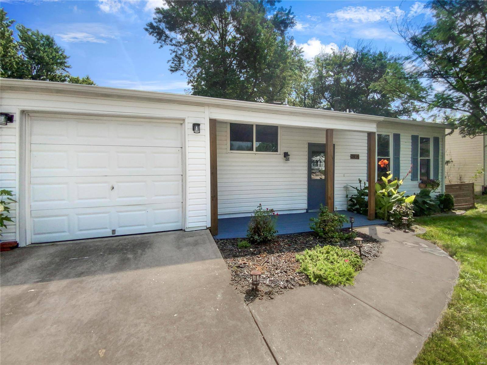 O'fallon, MO 63368,2416 Breezy Point LN
